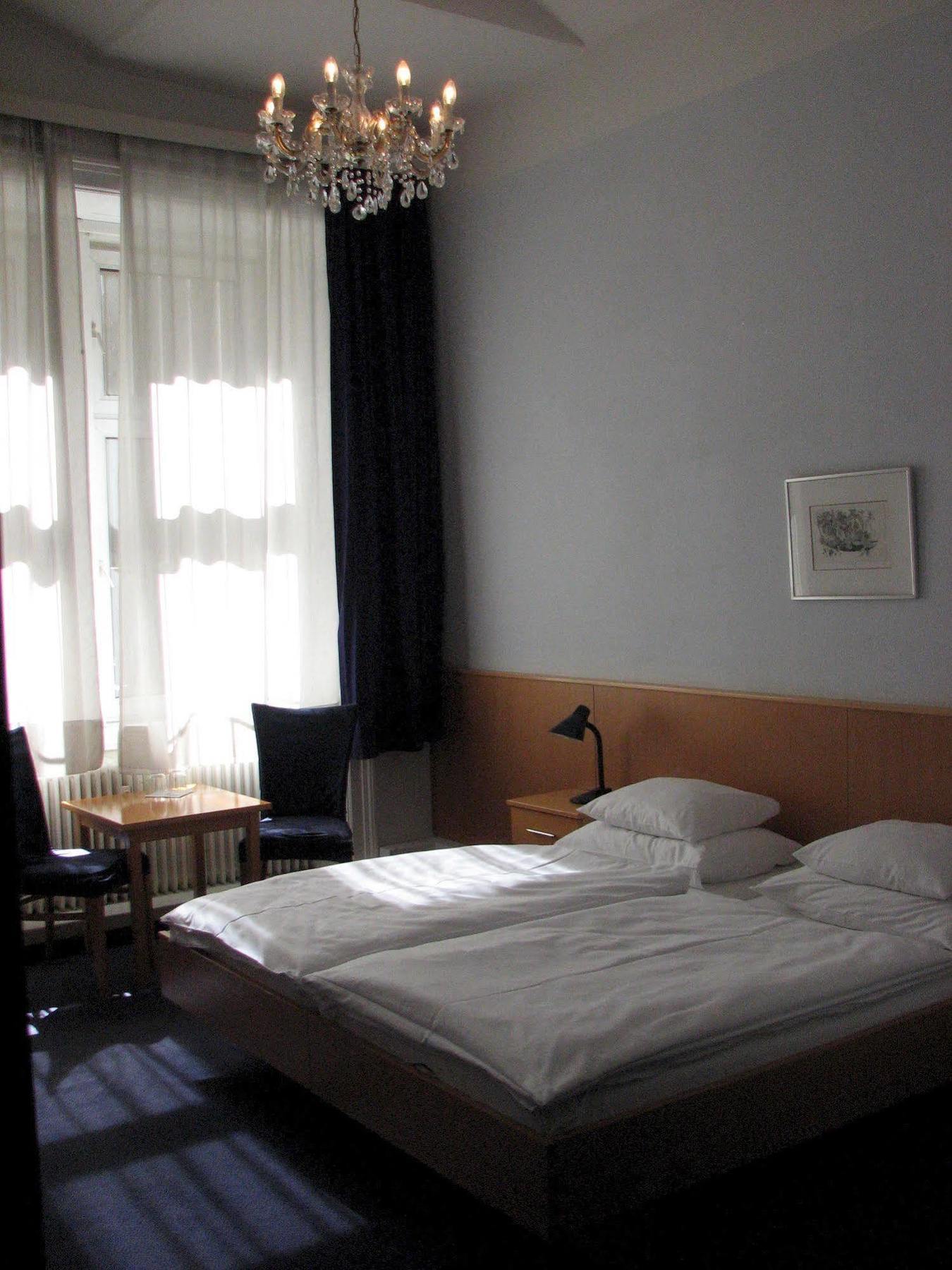 ウィーン ペンション レーナー Bed & Breakfast エクステリア 写真